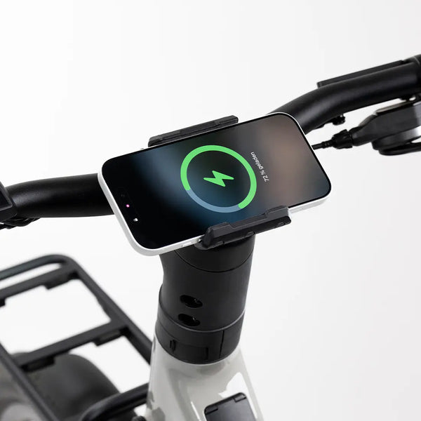 Ricarica wireless tramite sistema E-Cap preinstallato